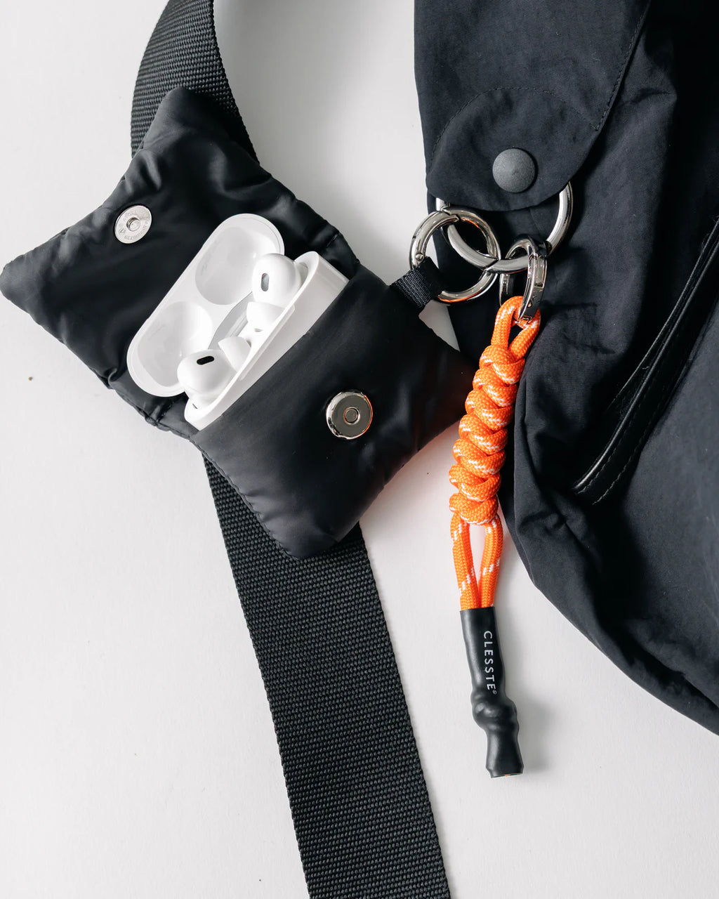 CLESSTE
CORD CHARMS 001