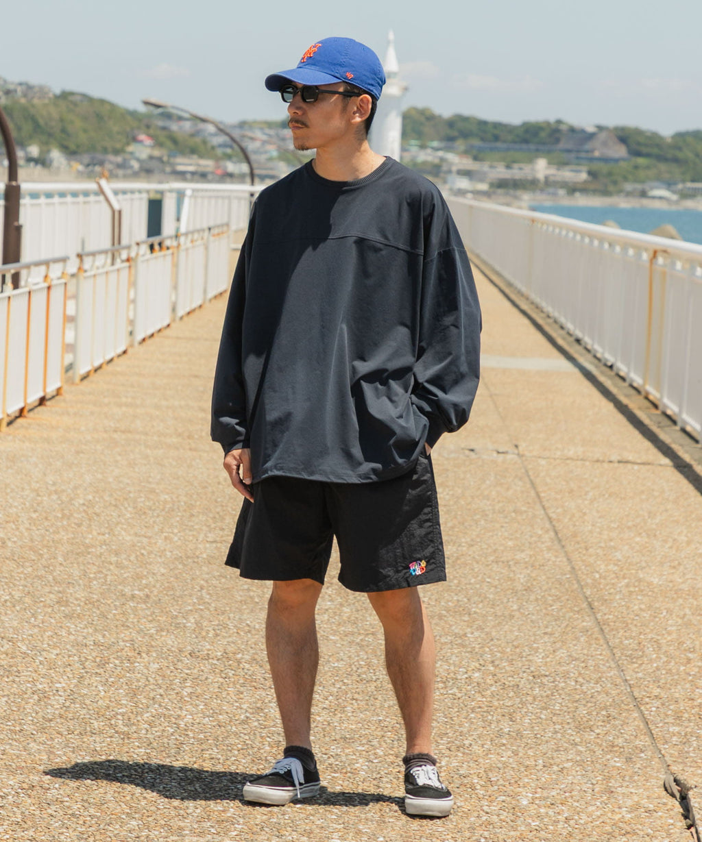 Wide Dad　GRAPHIC SHORTS WITH HATCH