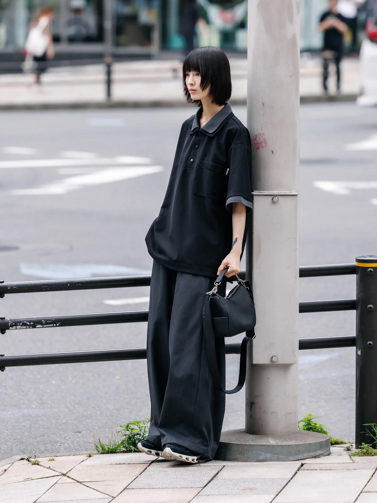 CLESSTE
GRAIN LEATHER DAYOFF BAG MINI