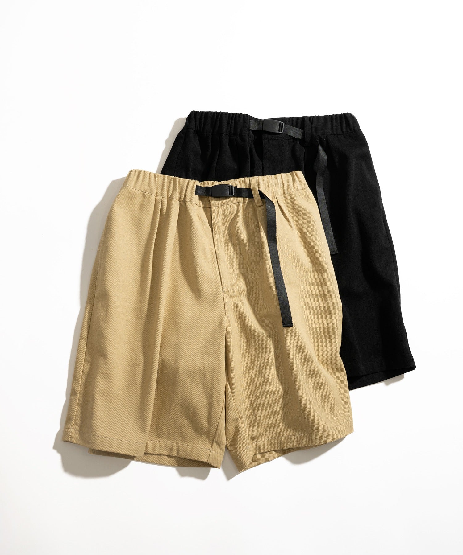 WETTEMPT
2TUCK ADJUSTER HALF PANTS