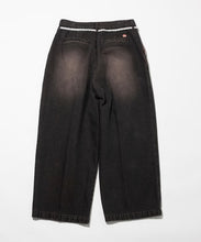將圖片載入圖庫檢視器 RED KAP
別注 SMU PT-38 2TUCK BAGGY WIDE DENIM PANTS
