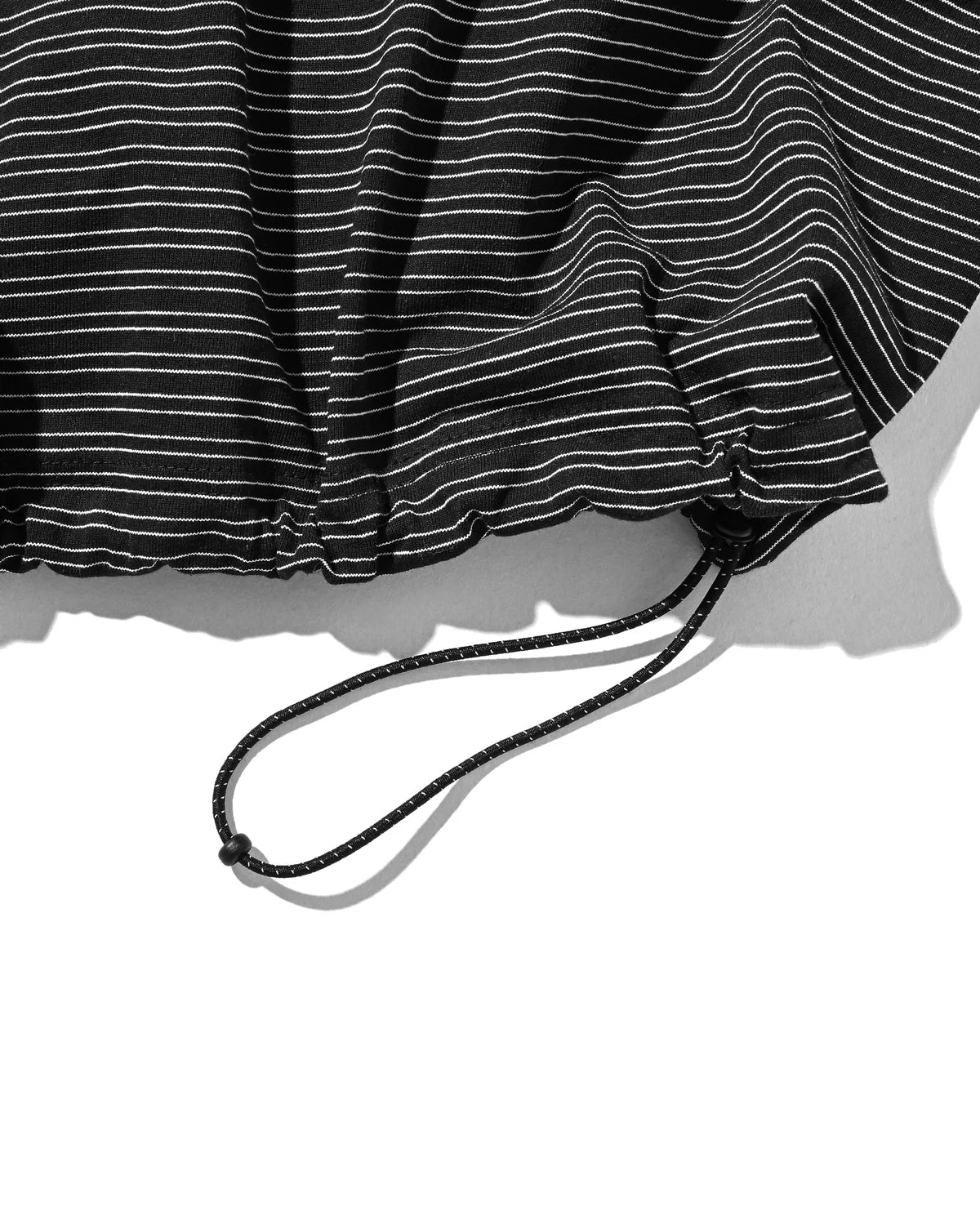 CLESSTE MICRO STRIPE S/S T-SHIRT WITH DRAWSTRINGS