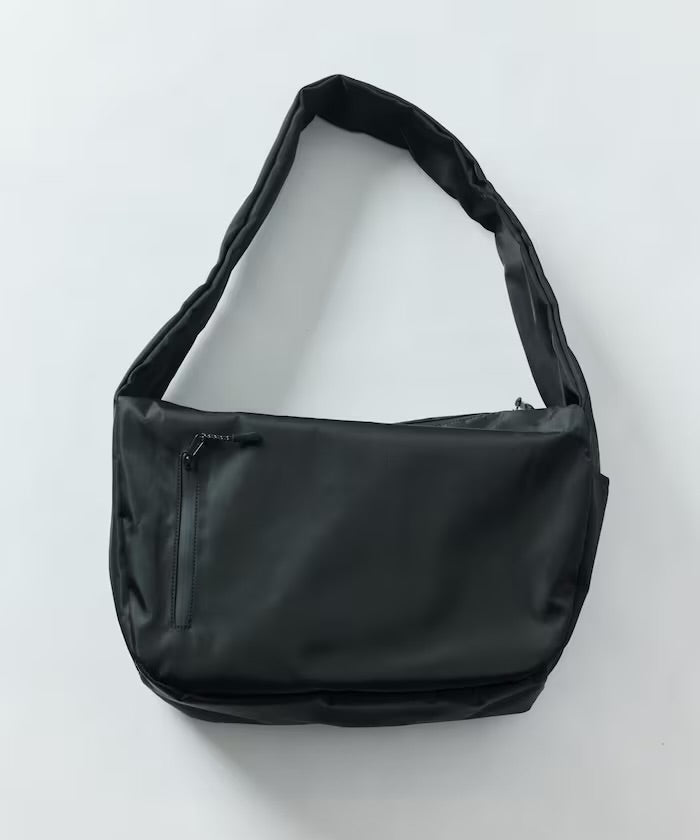 FREAK'S STORE
Wide strap Shoulder bag