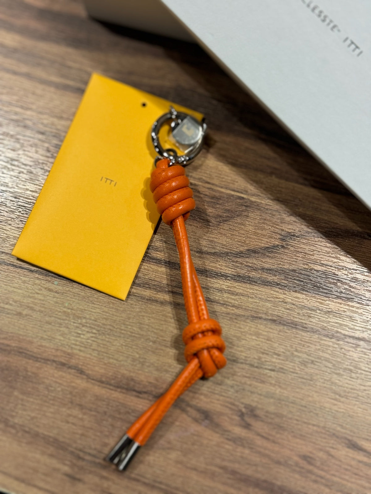 clesste LEATHER KNOT CHARM FOR ITTI