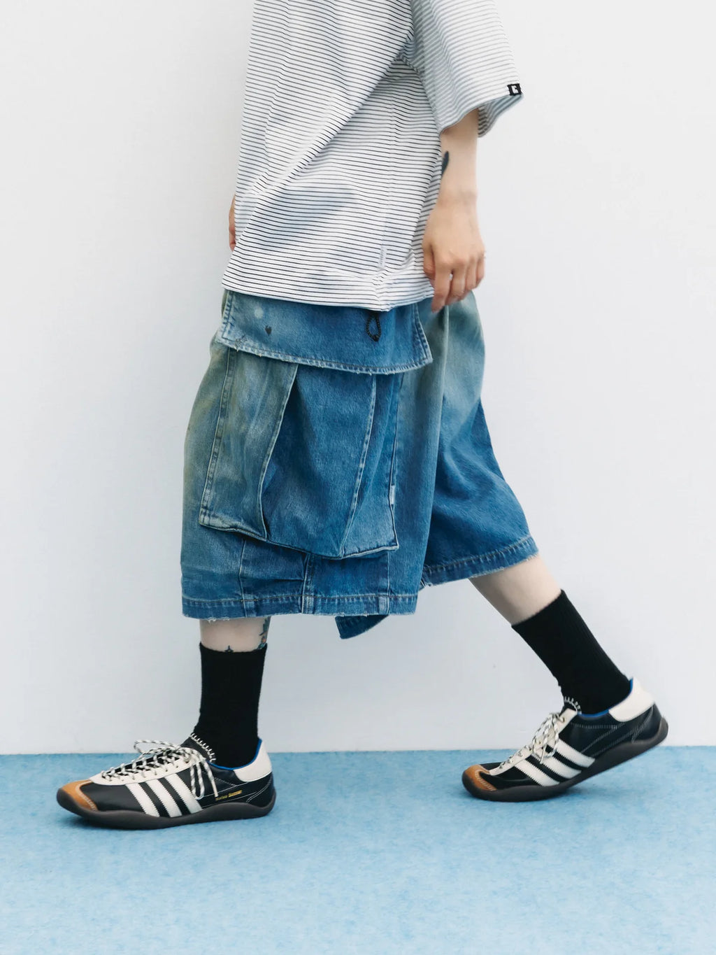 CLESSTE
VINTAGE DYED SELVEDGE DENIM CITY MEGA POCKET BALLOON CARGO HALF PANTS