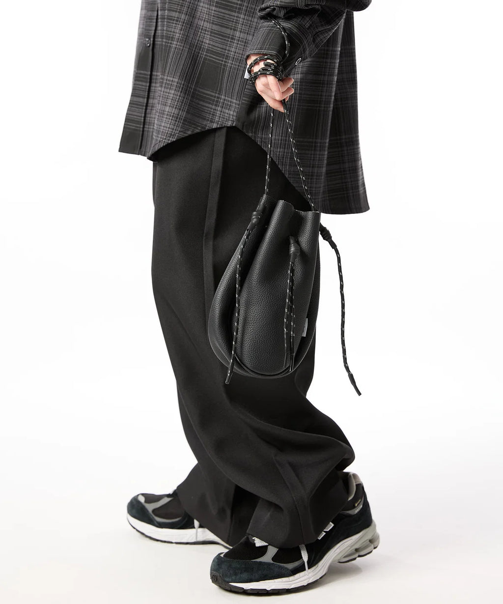 Meltum LEATHER DRAWSTRING BAG