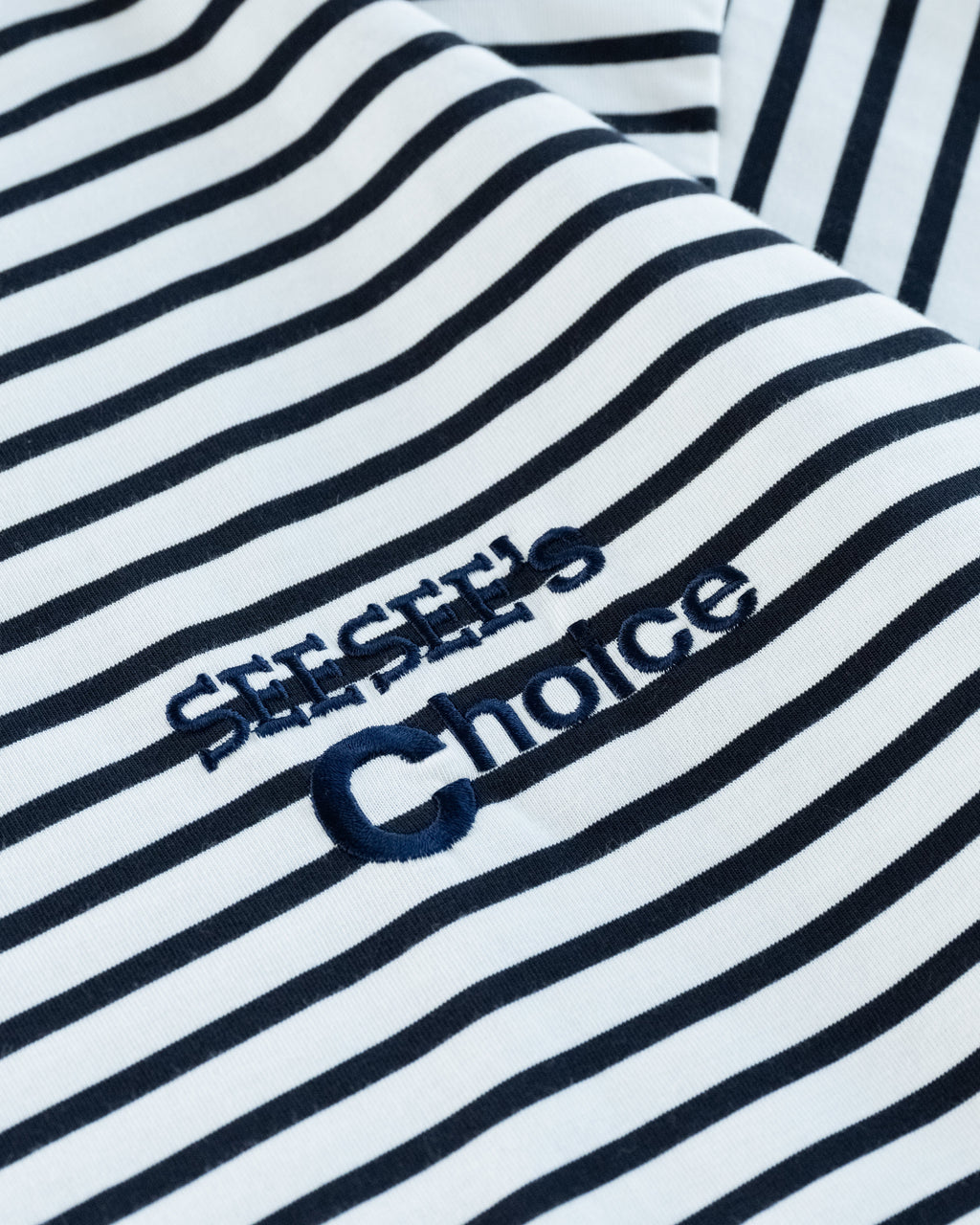 SEESEE'S CHOICE EMBROIDERED BORDER TEE