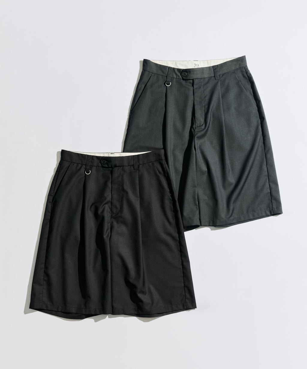 WETTEMPT
FUNCTIONAL 1 TUCK HALF SLACKS