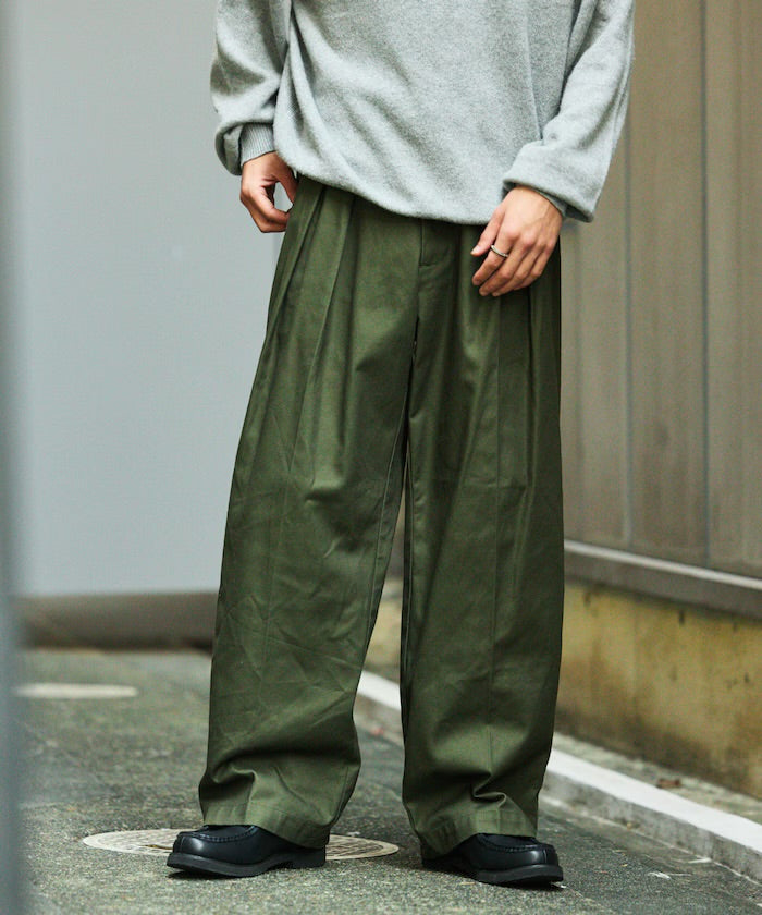 FREAK'S STORE
2-pleat wide straight Slacks