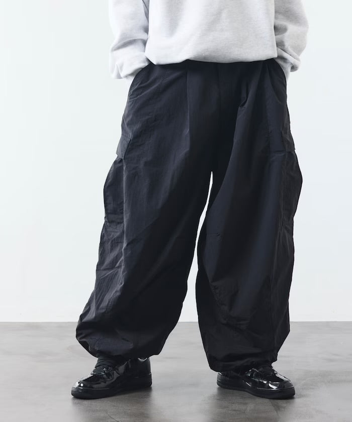 FREAK‘S STORE
Nylon Parachute 6-Pocket Pants