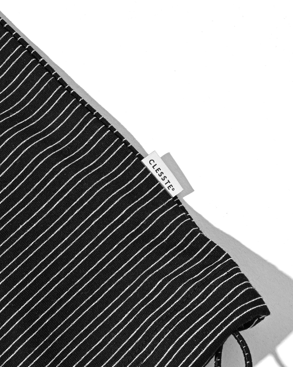 CLESSTE MICRO STRIPE S/S T-SHIRT WITH DRAWSTRINGS