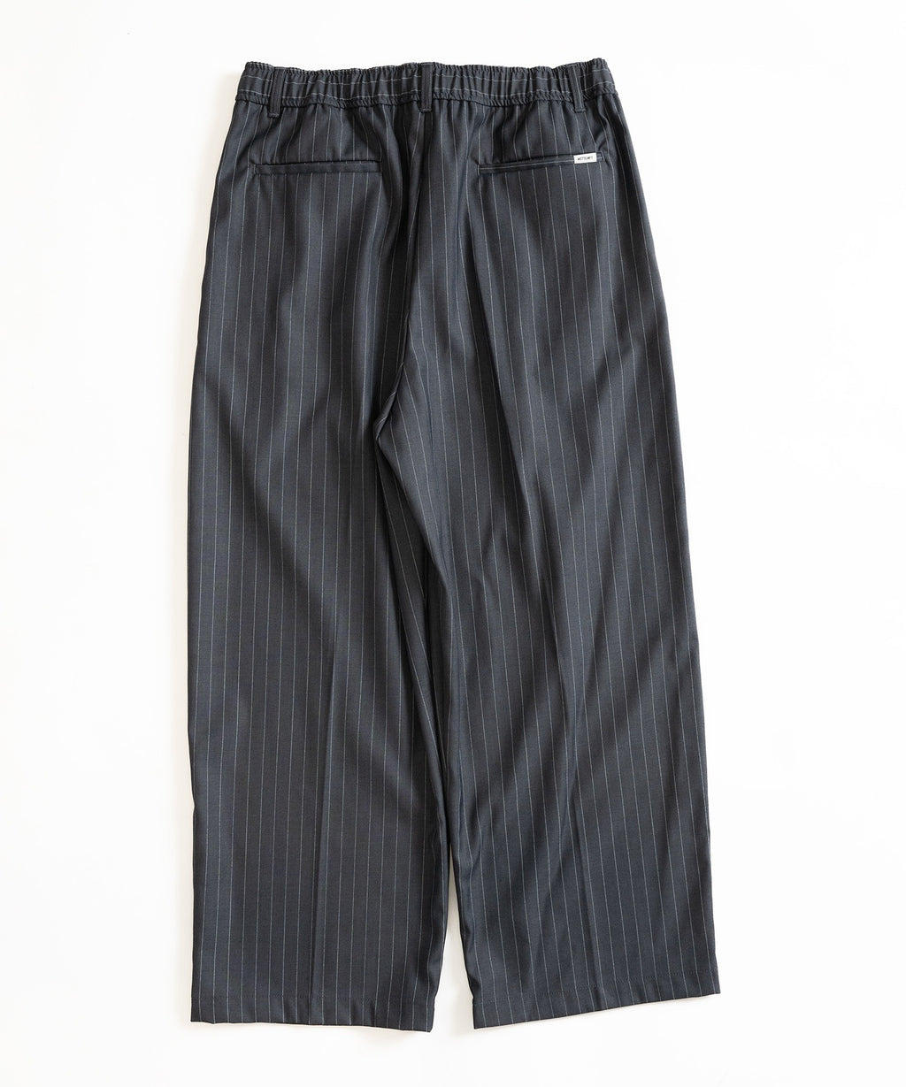 WETTEMPT
2 TUCK EASY STRIPE SLACKS