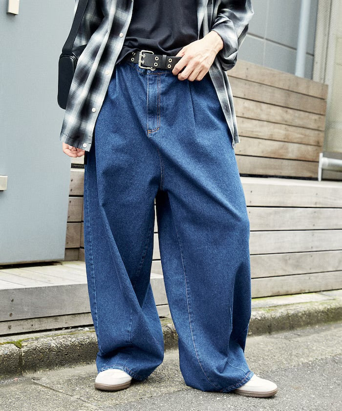 PUBLUX
Tucked twill Pants