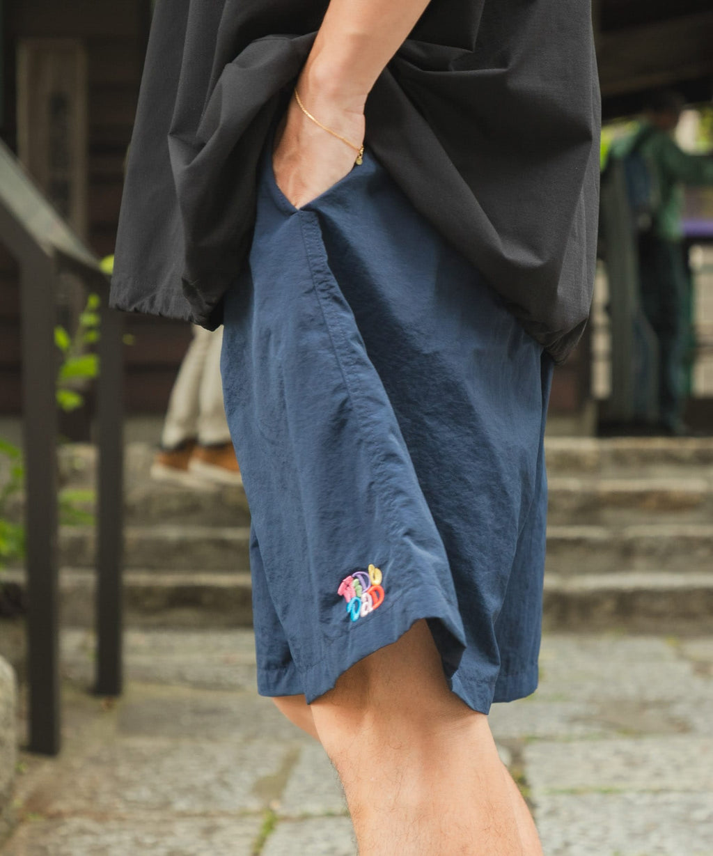 Wide Dad　GRAPHIC SHORTS WITH HATCH
