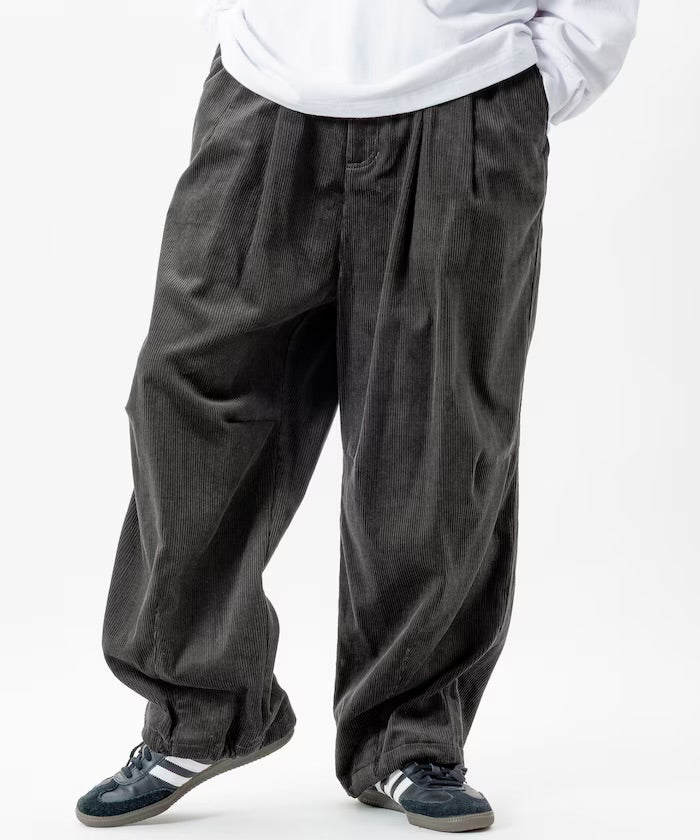 FREAK'S STORE
Wide-leg Corduroy Military Circus Pants