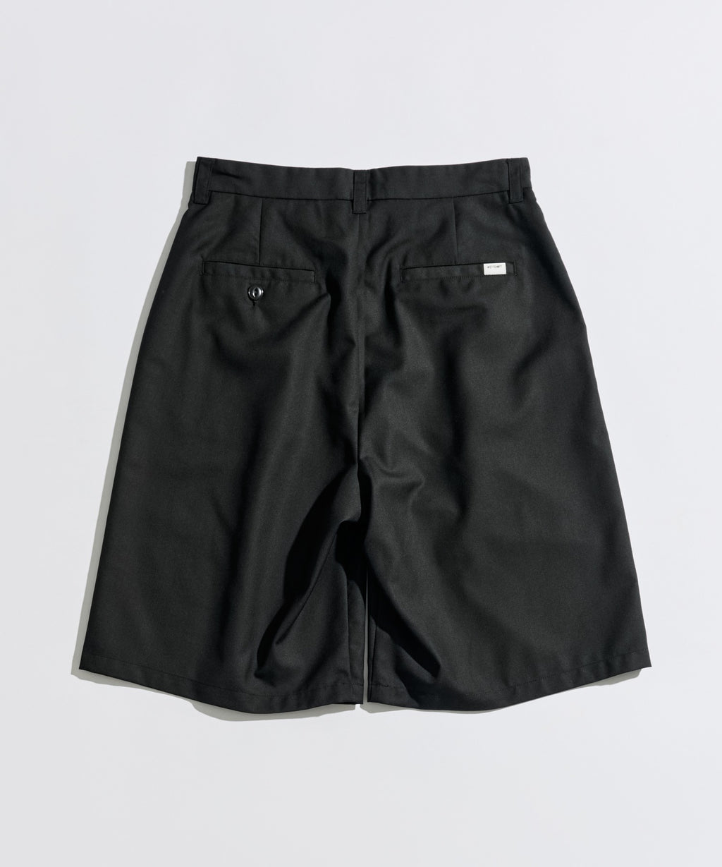 WETTEMPT
FUNCTIONAL 1 TUCK HALF SLACKS