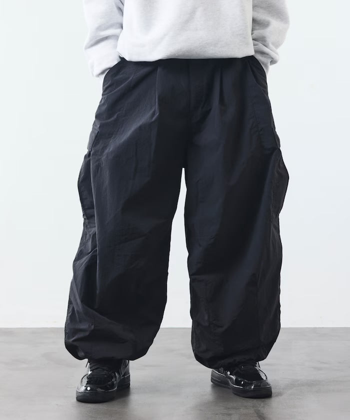 FREAK‘S STORE
Nylon Parachute 6-Pocket Pants