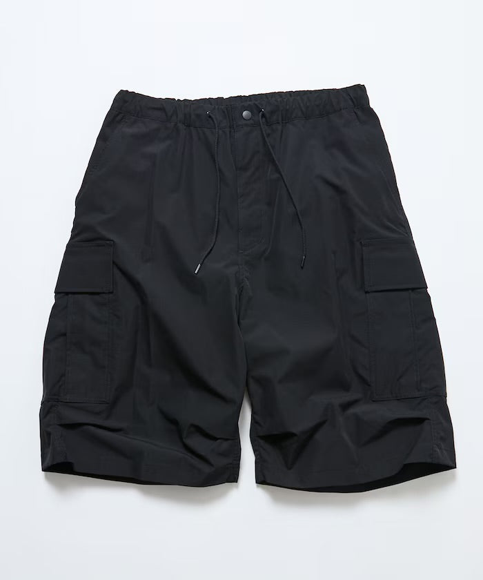 FREAK'S STORE
Quick Dry Fabric Wide-fit Poly Rip-cloth Short Cargo Pants