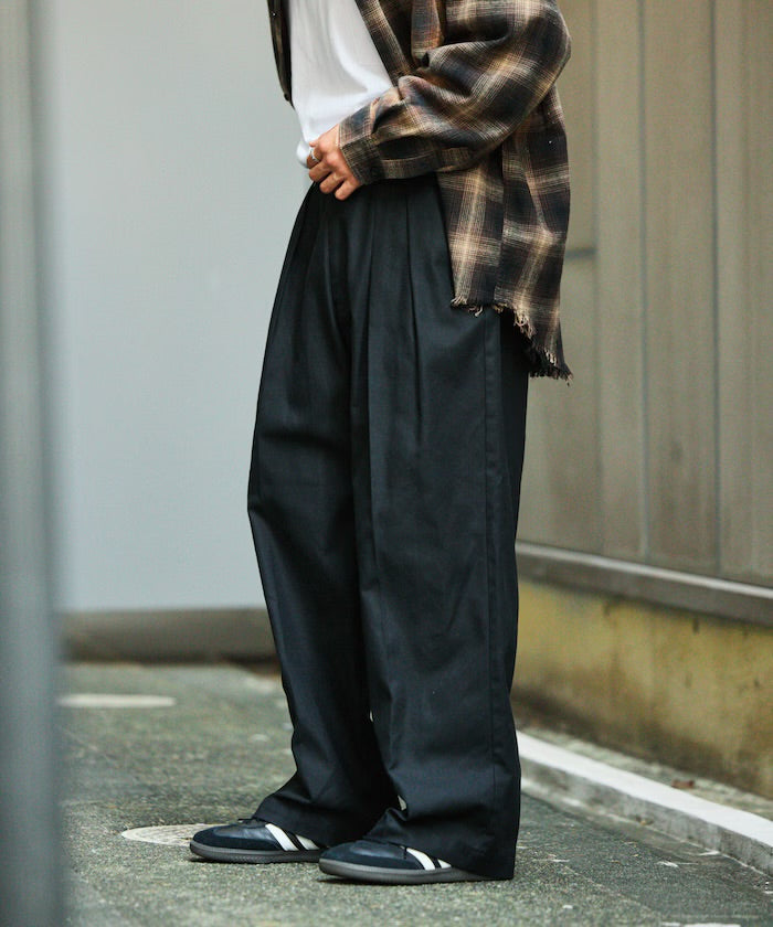 FREAK'S STORE
2-pleat wide straight Slacks