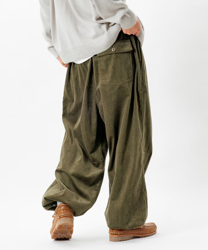 FREAK'S STORE
Wide-leg Corduroy Military Circus Pants