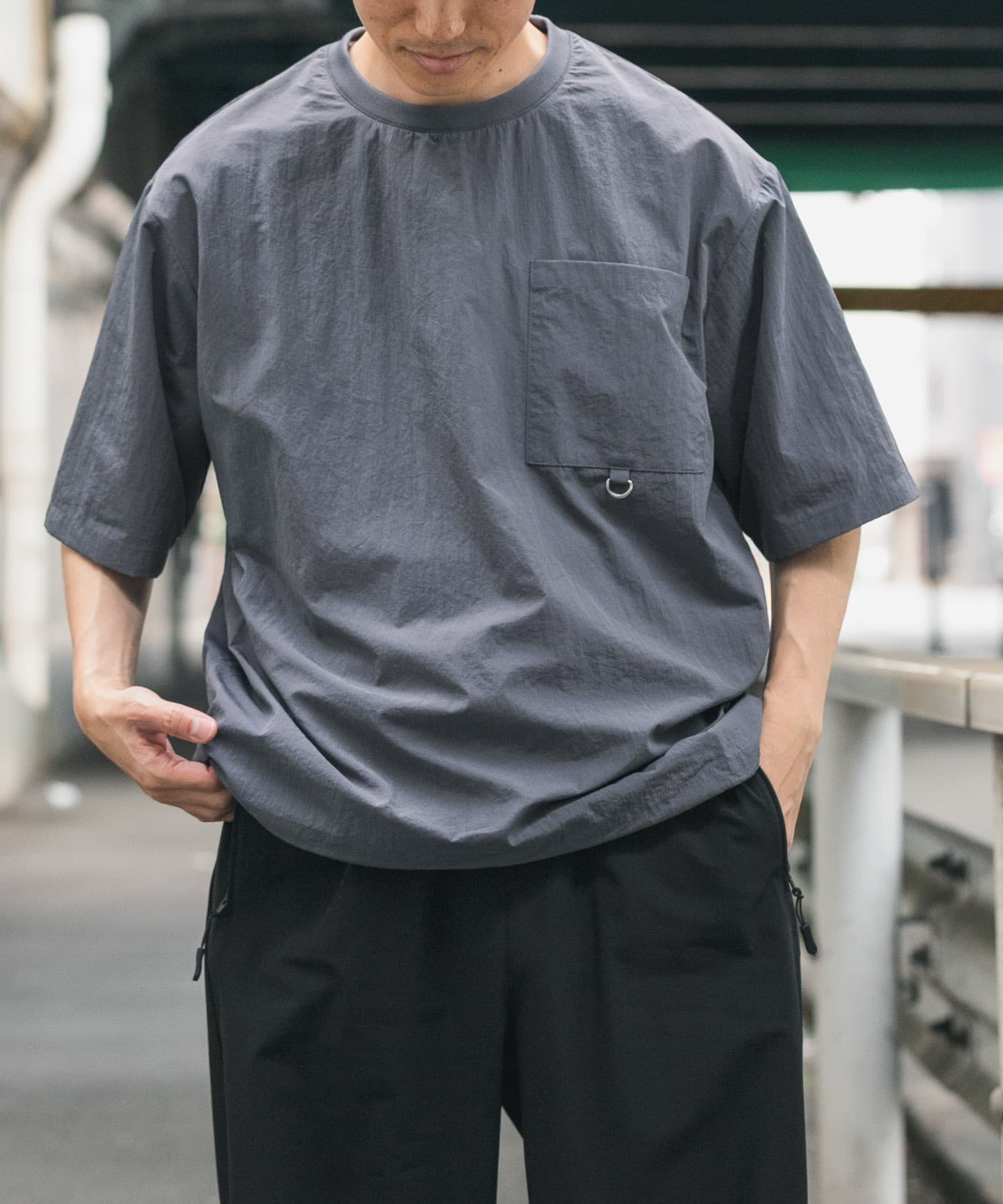 Urban Research Items Contact cold feeling/water repellent/easy care/UV cut" Taslan nylon crew neck drost T-shirt