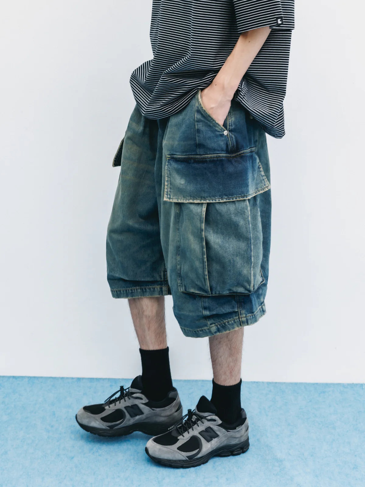 CLESSTE
VINTAGE DYED SELVEDGE DENIM CITY MEGA POCKET BALLOON CARGO HALF PANTS