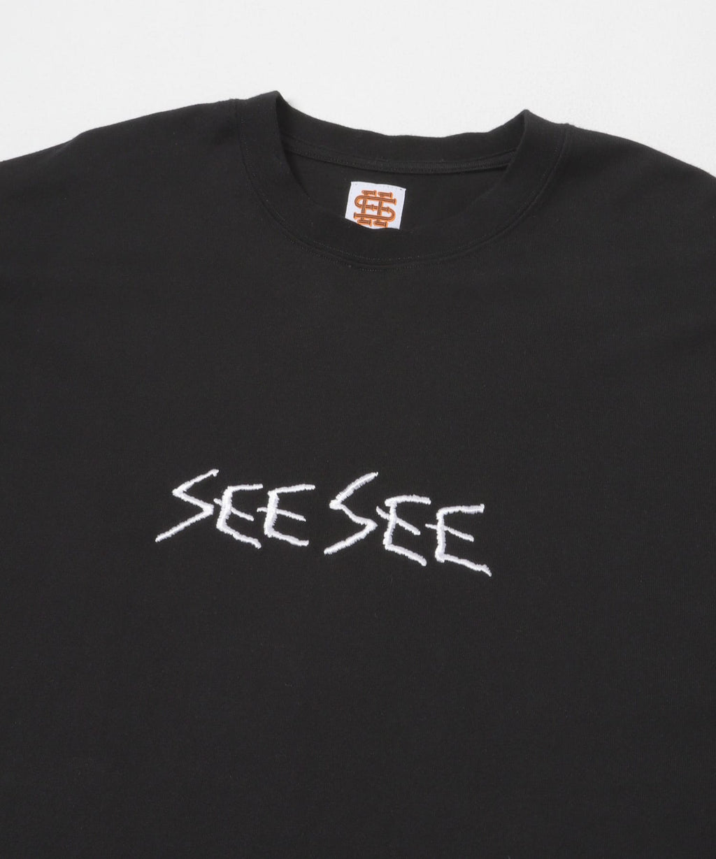 SEE SEE　SUPER BIG CALLIGRAPHY TEE