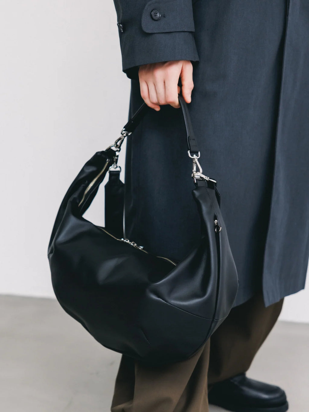 CLESSTE
【10.21 WED 20:00- IN STOCK】 LEATHER 2WAY SYSTEM BAG