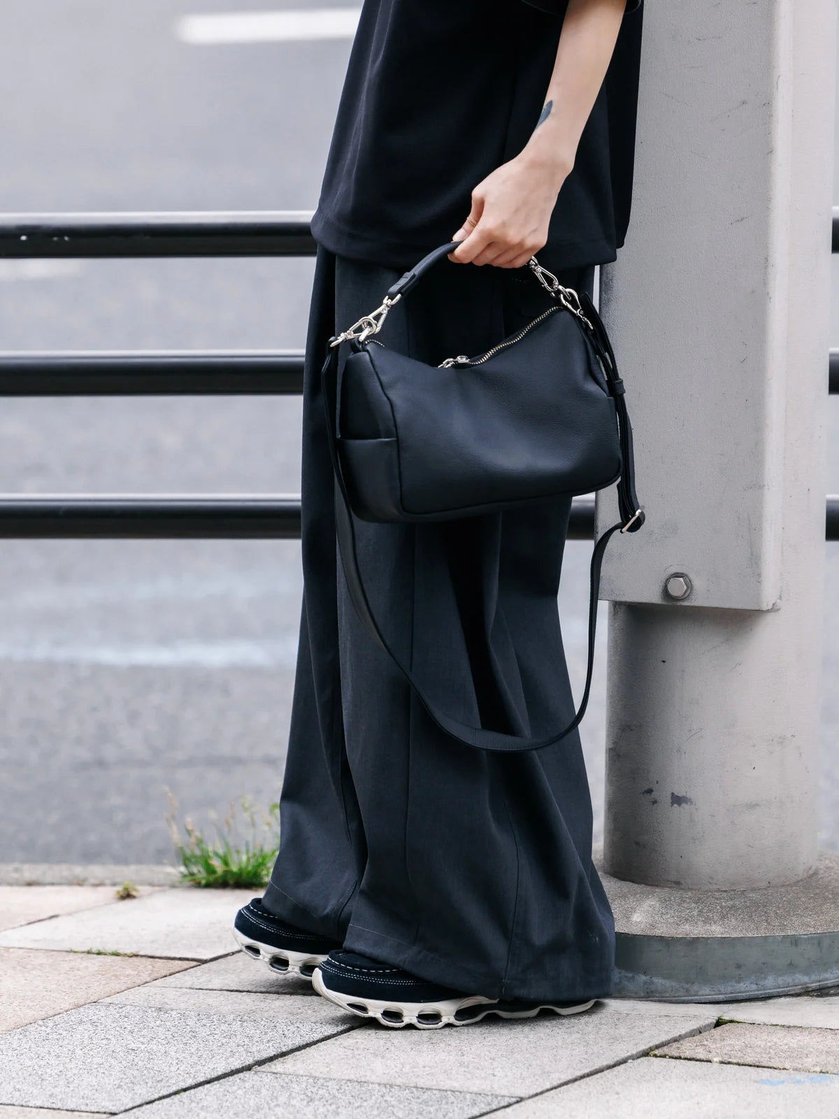 CLESSTEGRAIN LEATHER DAYOFF BAG MINI