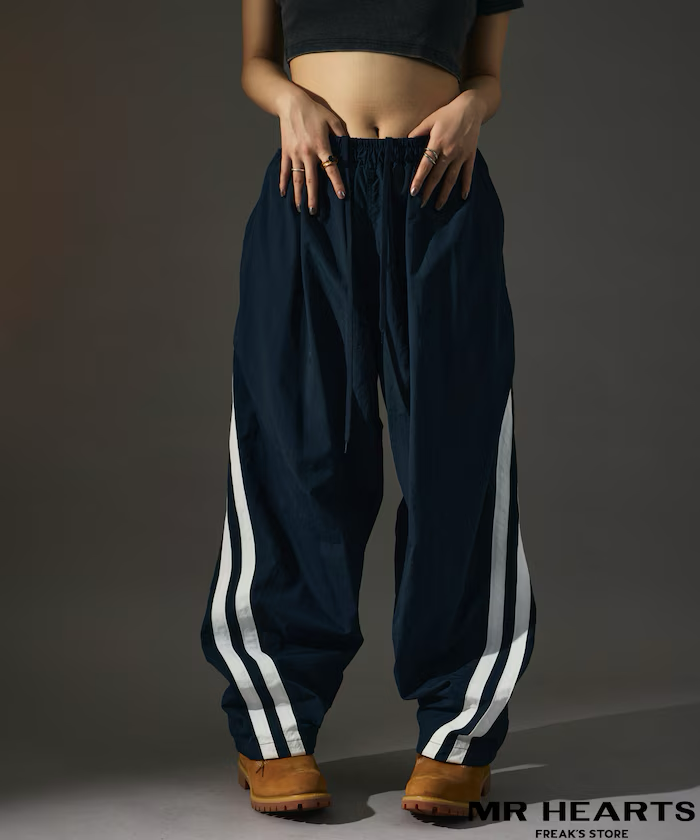 Freak's Store / Mr Hearts ミスターハーツ Wide Silhouette Side Line Nylon Curved Pants