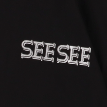 將圖片載入圖庫檢視器 SEE SEE SUPER BIG FLAT TEE REFLECTOR FONT LOGO【10-2】【10-3】
