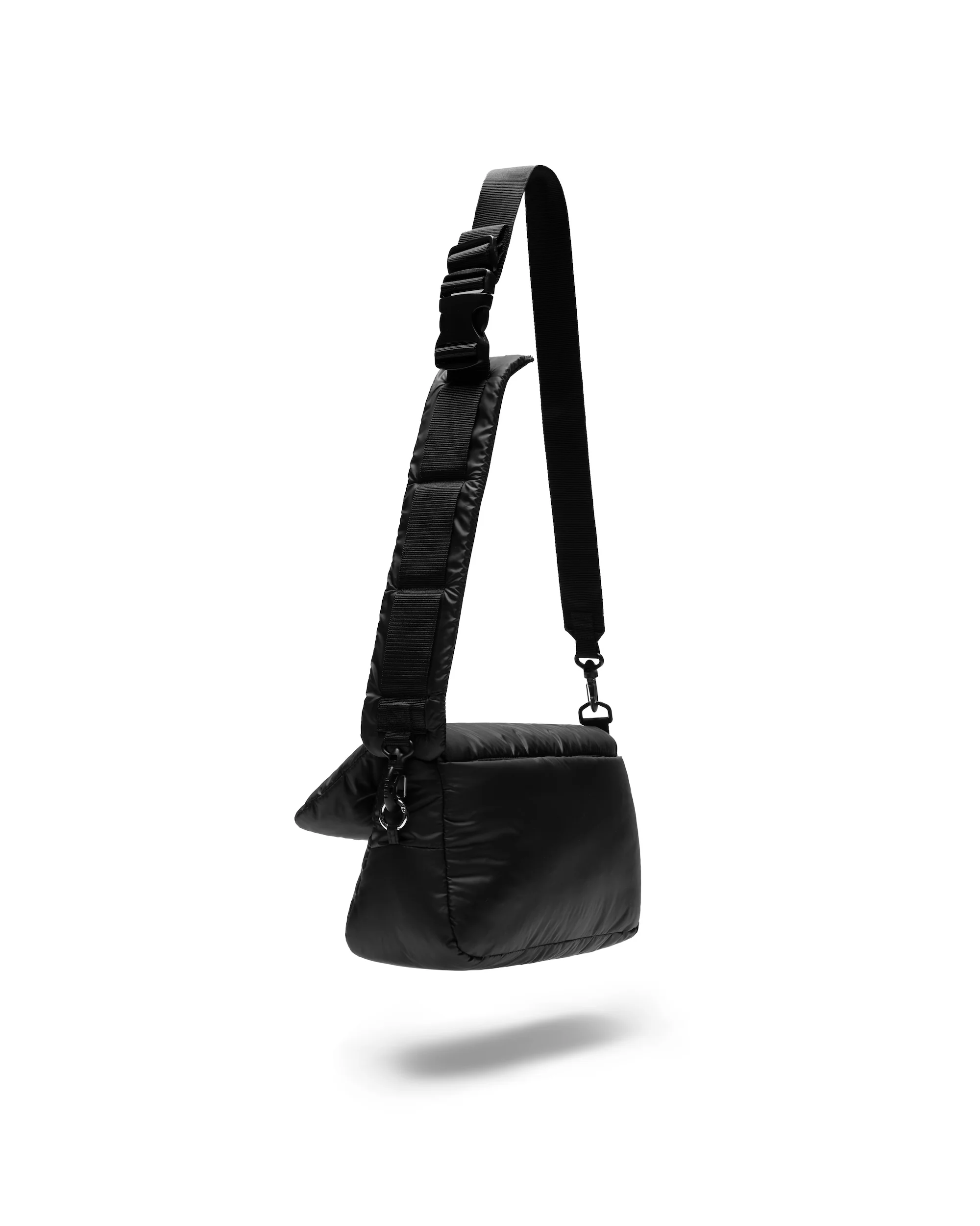 CLESSTE / PADDED FLAP HOLIDAY BAG