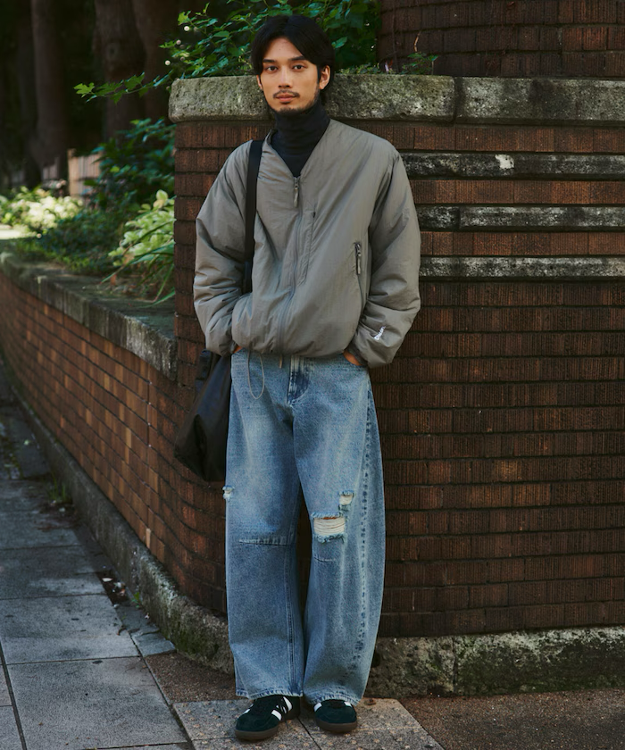 FREAK'S STORE / Wide silhouette distressed curved Denim pants