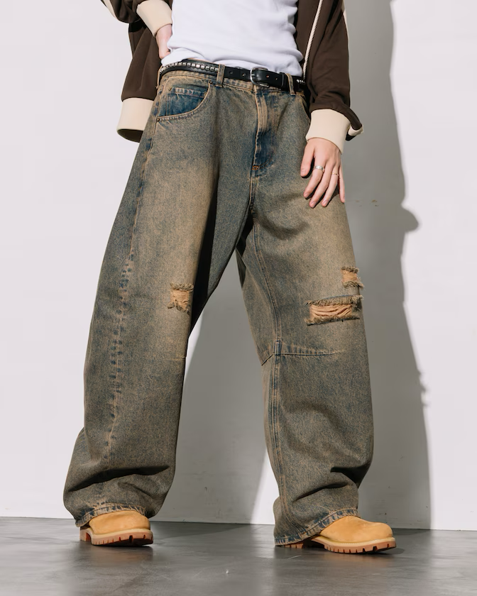 FREAK'S STORE / Wide silhouette distressed curved Denim pants