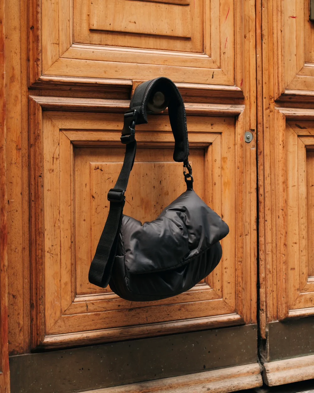 CLESSTE / PADDED FLAP HOLIDAY BAG