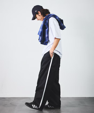 將圖片載入圖庫檢視器 Freak&#39;s Store / Loose Fit Sideline Work Pants / Wide Pants
