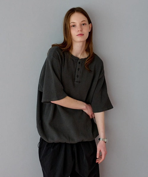 WETTEMPT / HENRY NECK PIGMENT WAFFLE TEE / ヘンリーネックピグメントワッフルT