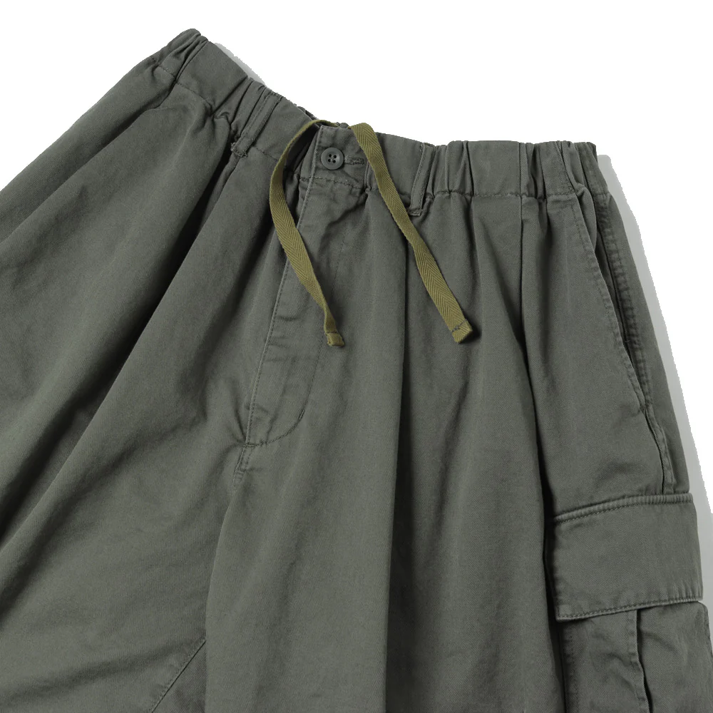 is-ness / BALLOON EZ CARGO SHORTS