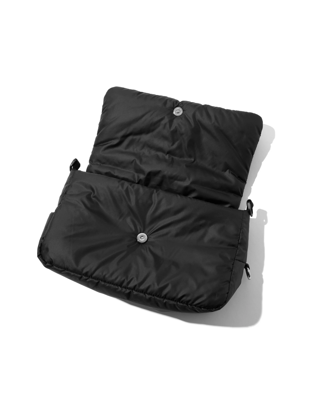 CLESSTE / PADDED FLAP HOLIDAY BAG