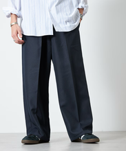 將圖片載入圖庫檢視器 Freak&#39;s Store / Wide Silhouette Staple Twill Easy Slacks/Wide Slacks
