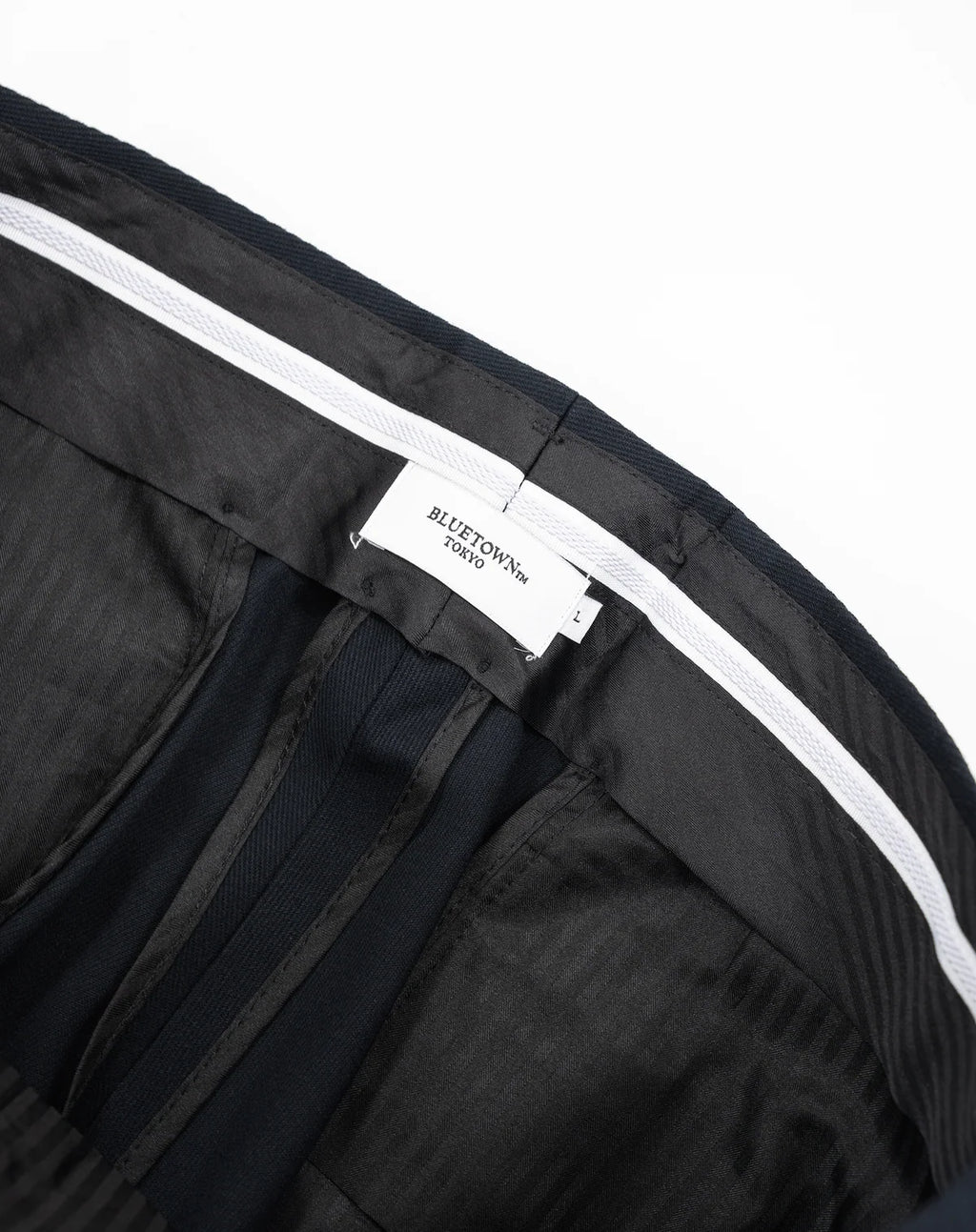 BLUETOWN TOKYO Center-creased, double-pleated trousers