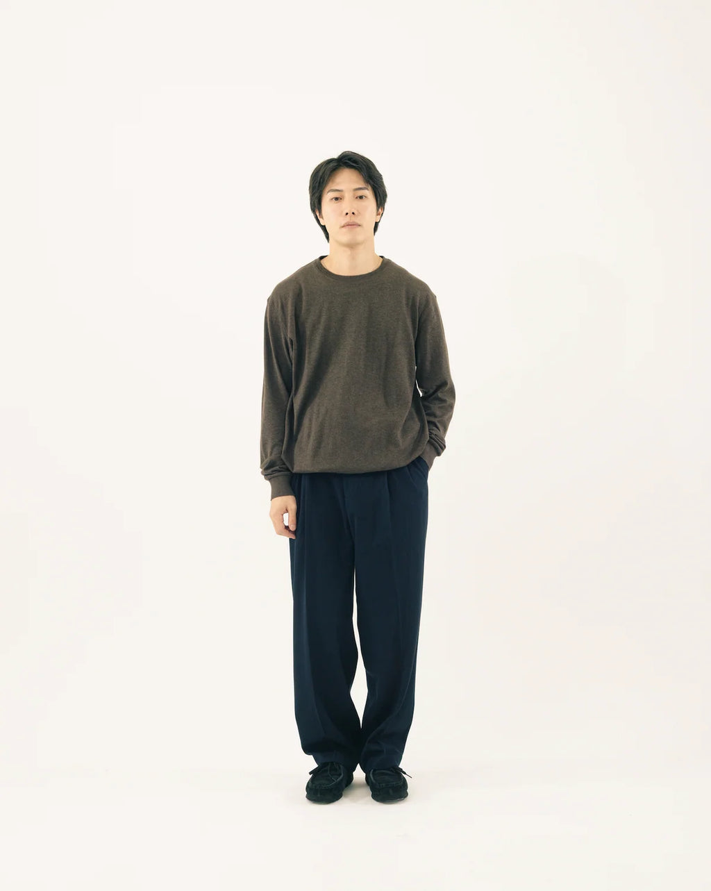 BLUETOWN TOKYO Center-creased, double-pleated trousers