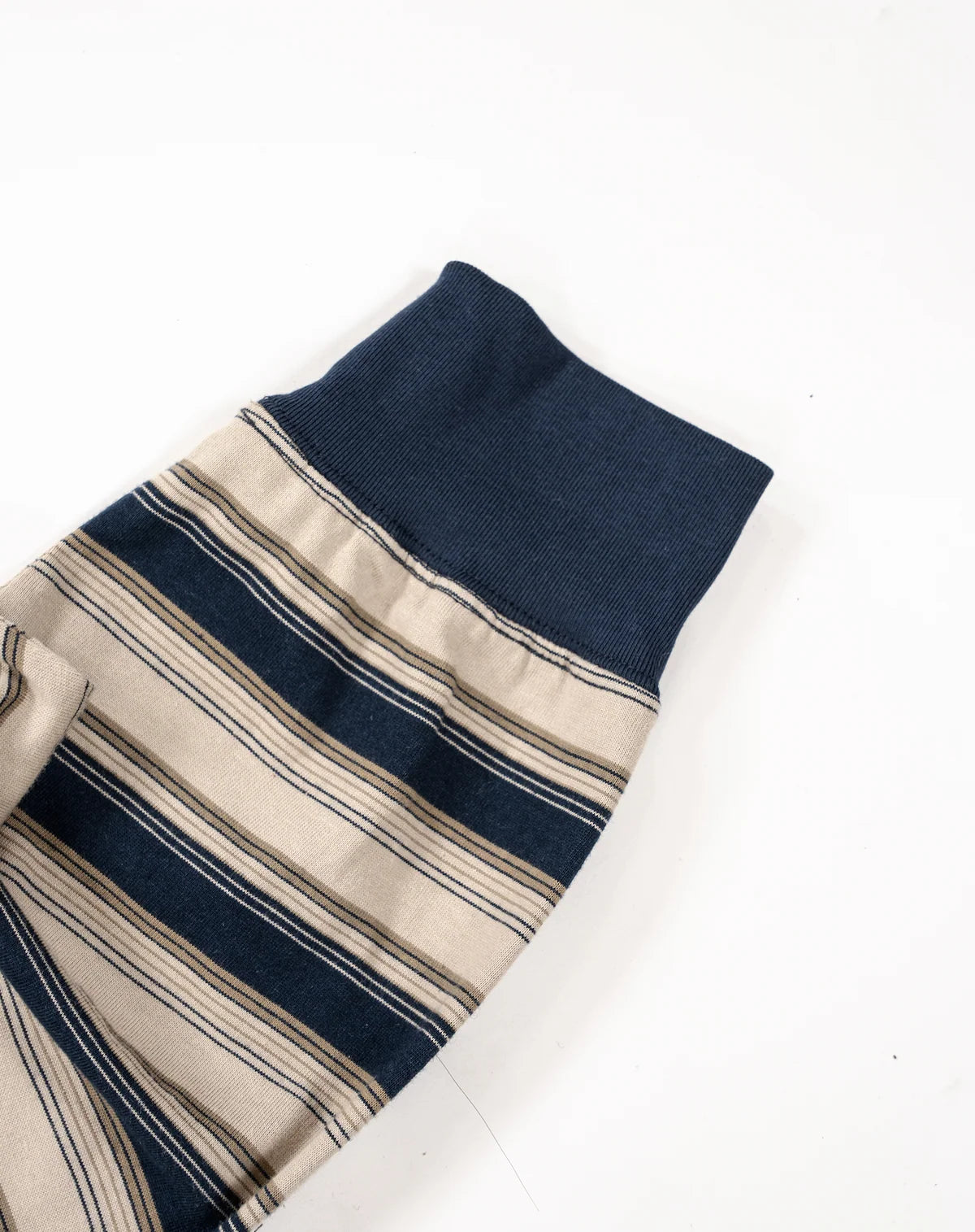 BLUETOWN TOKOY Drawstring Henley Border T-shirt